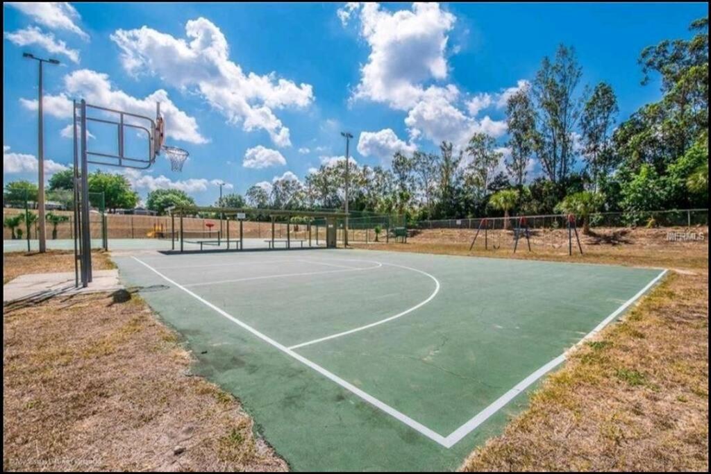 Beautiful Cottage Near Lake Louisa & Mins From Disney, Vehicle Rental Available เคลอมอนต์ ภายนอก รูปภาพ