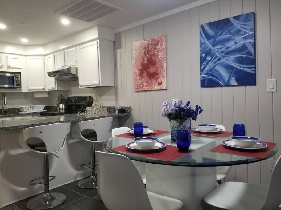 Beautiful Cottage Near Lake Louisa & Mins From Disney, Vehicle Rental Available เคลอมอนต์ ภายนอก รูปภาพ